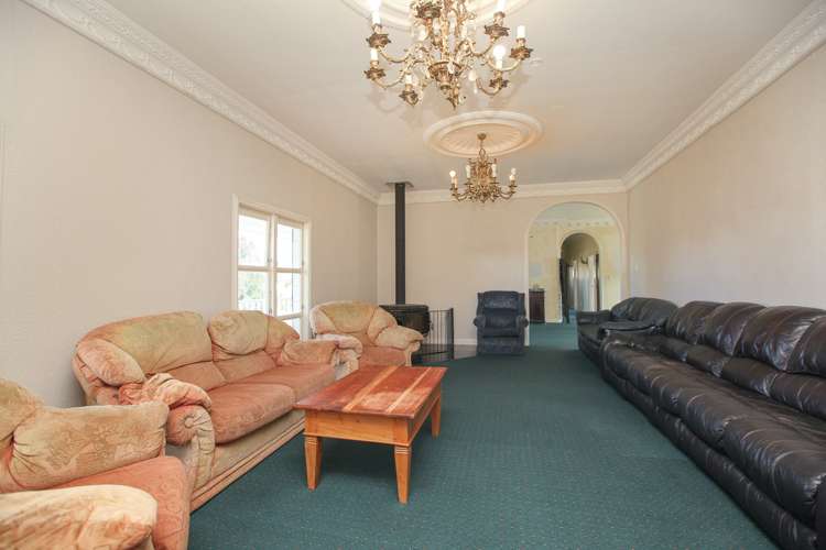 24 Deseret Road Temple View_7