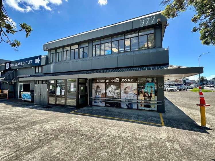 377 New North Road_0