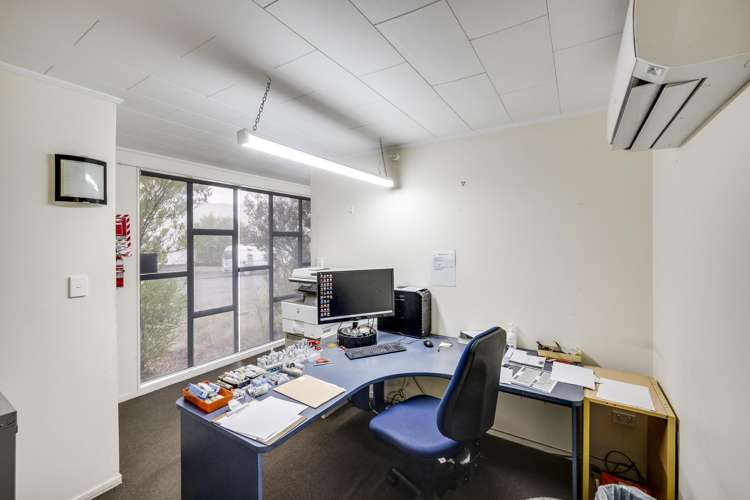 104 Niven Street Onekawa_16