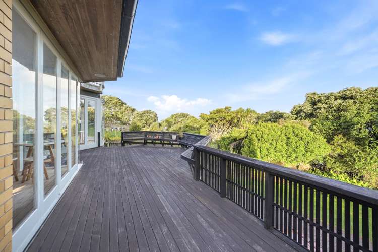 1 Churchill Road Murrays Bay_31
