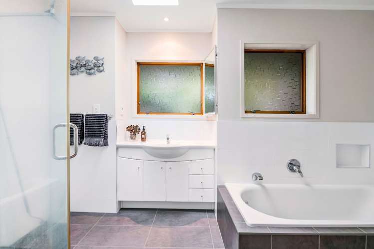 10 Chelverton Terrace Red Beach_20