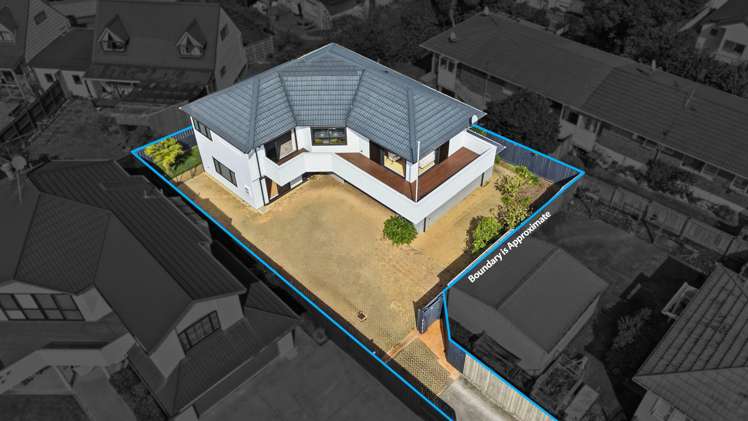 2/30 Eastern Beach Road Bucklands Beach_25