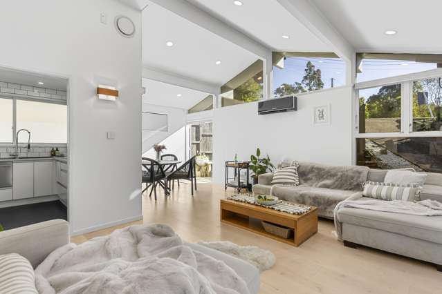 200 Godley Road Titirangi_2