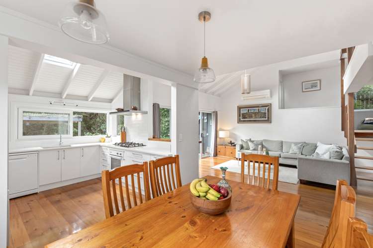 264 Beach Road Campbells Bay_20