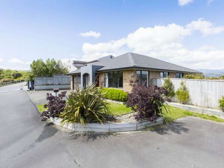 22 Garrett Place Riverstone Terraces_1