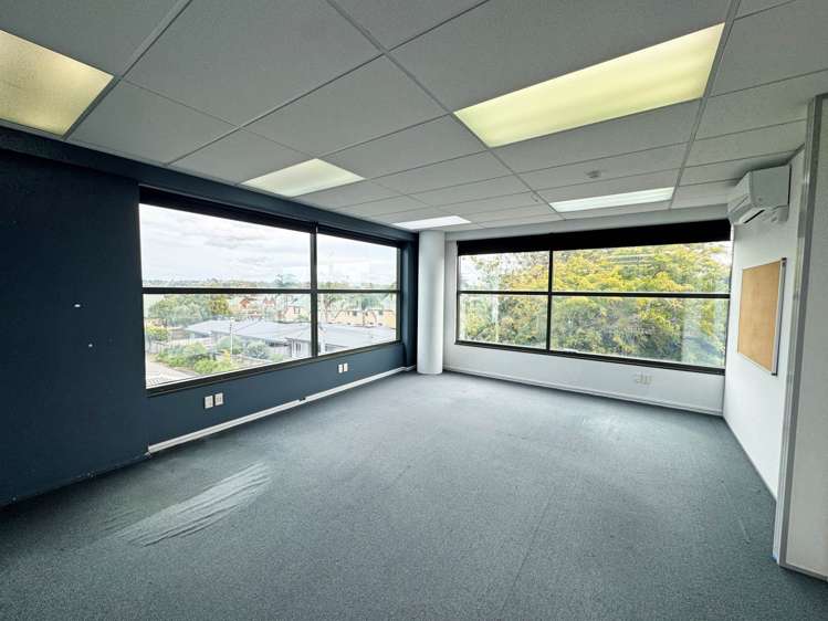 Level 2/46 Taharoto Road Takapuna_4