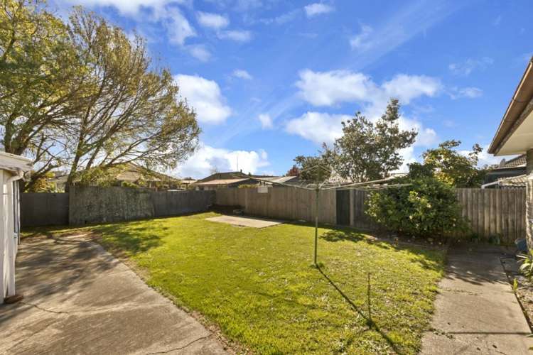 32 Carters Road Aranui_19