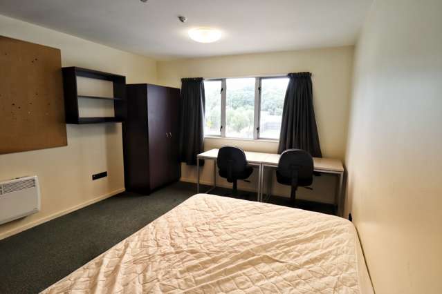 317/12 Martin Square 2185_3
