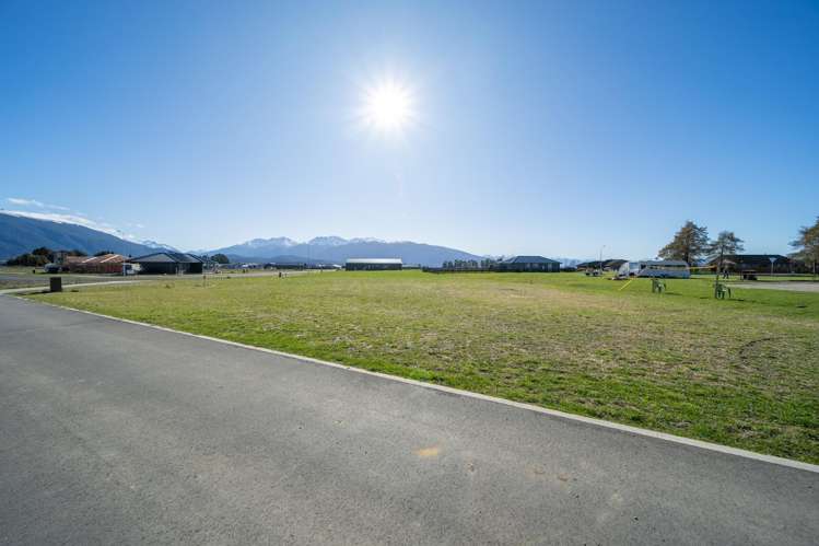 13 Tukare Loop Te Anau_7