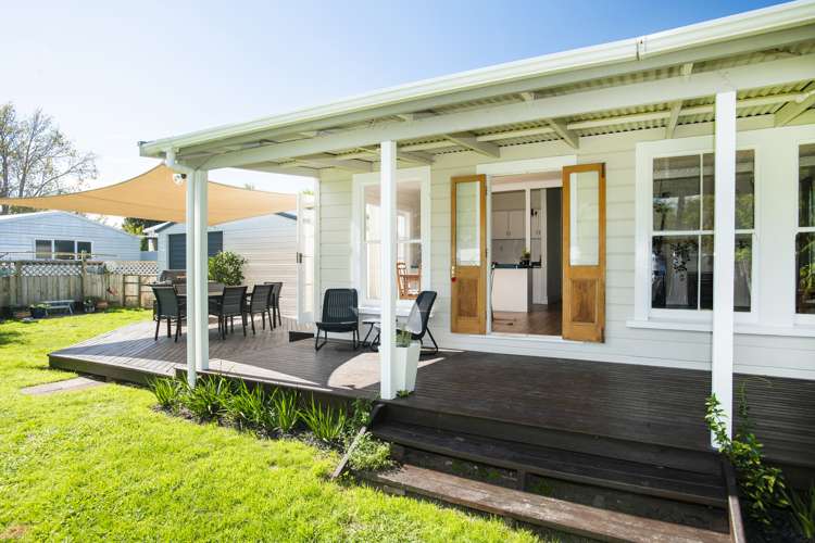 37 Lytton Road Riverdale_17