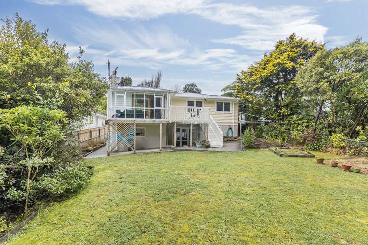 58 Chester Road Tawa_16