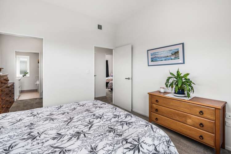 102 Moncks Spur Road Redcliffs_19