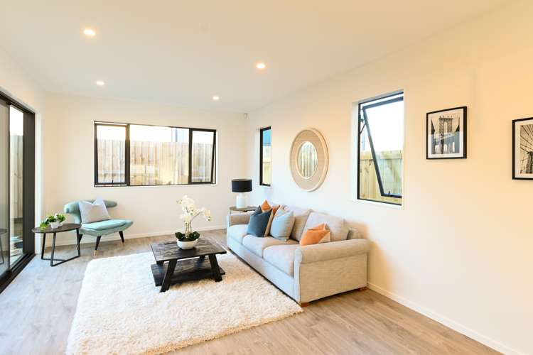 4b Ropata Avenue Point England_8