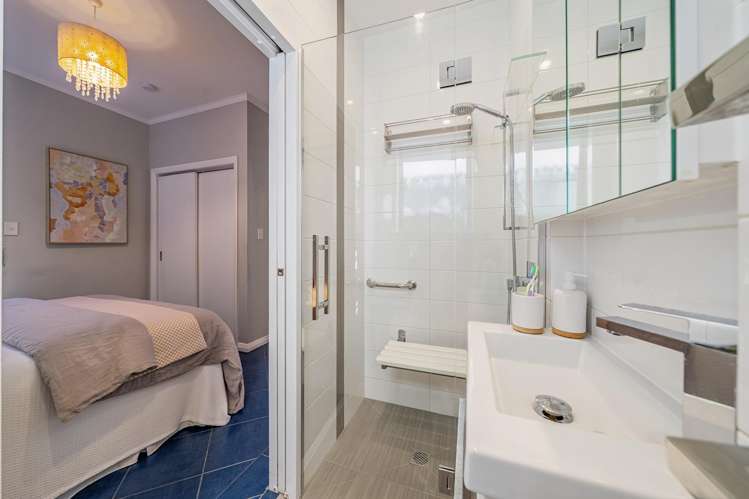 7 Sunset Parade Plimmerton_12