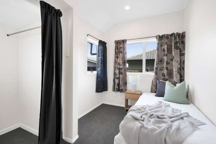 33 Upjohn Street Brooklands_13