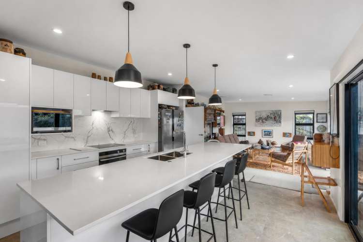 6 Kingi Te Ahoaho Place Otaki_6
