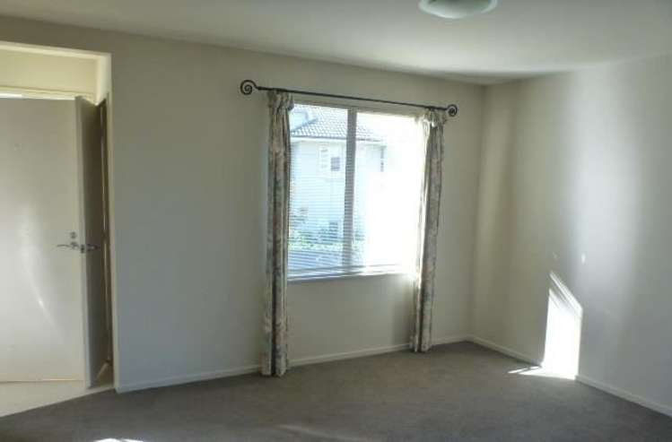 4/45 Byron Avenue Takapuna_14