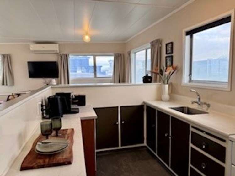 25A Oceanbeach Road 11229_4