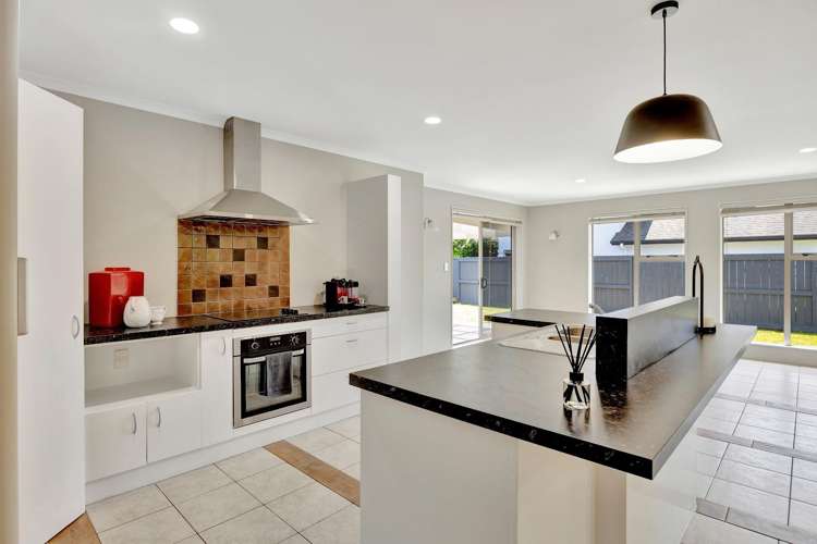 31 Caversham Drive Rototuna_5