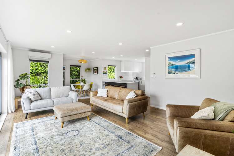 2/65 Arran Road Browns Bay_6