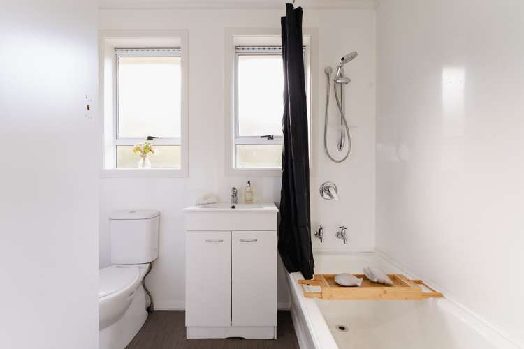 12 Turner Street Halfway Bush_22