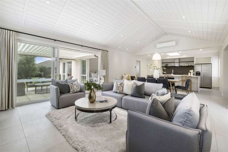 6 Lombardia Way Karaka_3