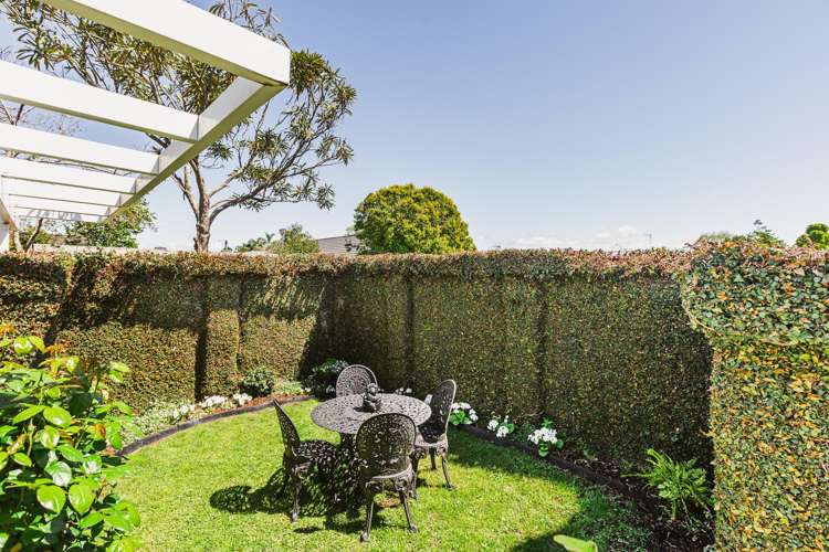 517A Nottingley Road Frimley_26