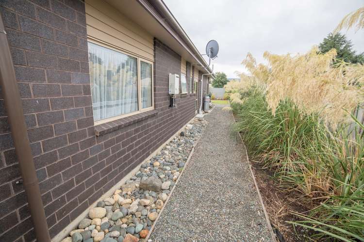 18 Motu-Au Close Manapouri_13