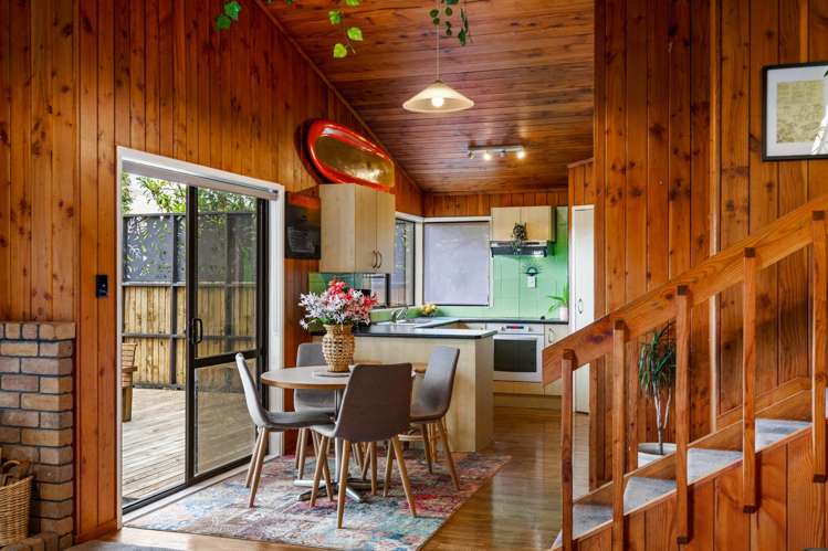 4 Macrocarpa Place Ranui_10