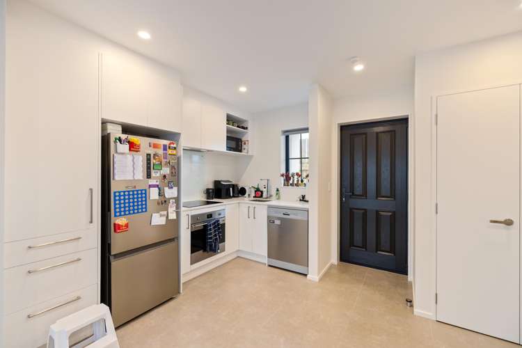 5/104 Peterborough Street_5