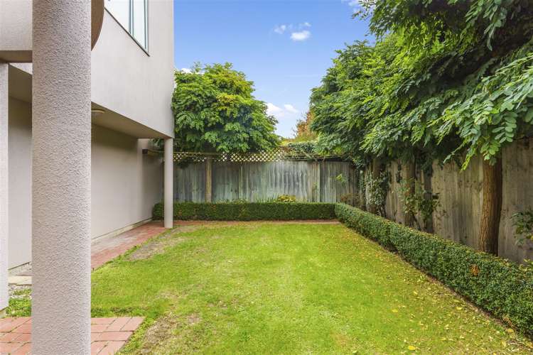 2/110 Nayland Street Sumner_22