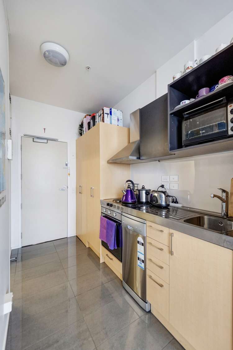 1010/17 Putney Way Manukau_14