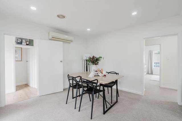 35 Lake Crescent Hamilton Lake_4