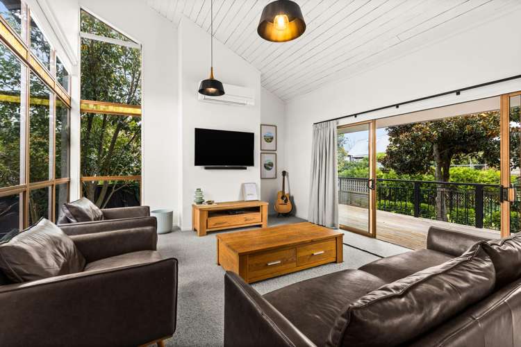 24 Ngarimu Crescent Taradale_12