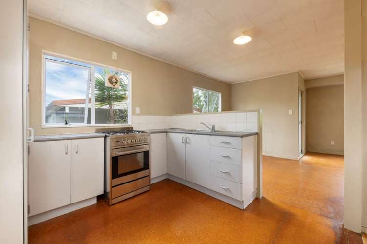 23 Meadowvale Rise Titirangi_5