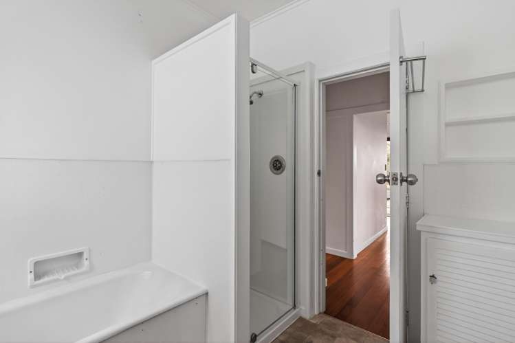 51 Douglas Street Okitu_15