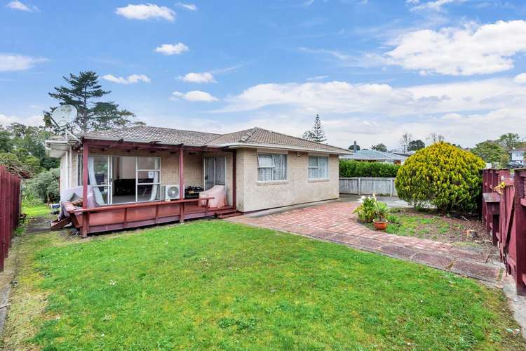 24 Finlow Drive Te Atatu South_28