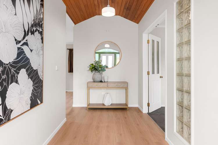 49 Cairns Crescent Rototuna_3