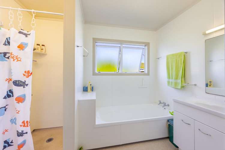 25 Beach Road Porangahau_14