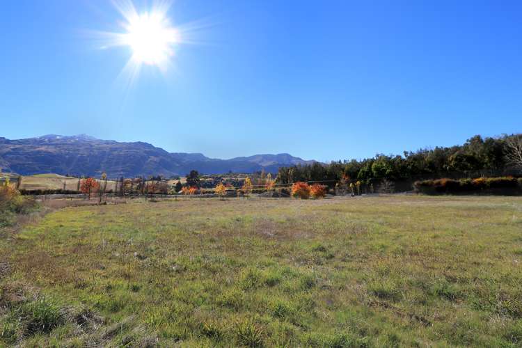 349 Lower Shotover Road Speargrass Flat_3