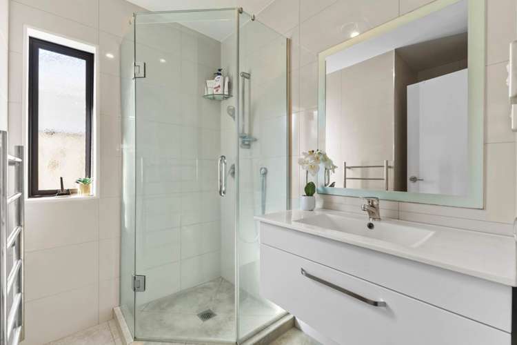 29 Tarapiroe Avenue Takanini_14