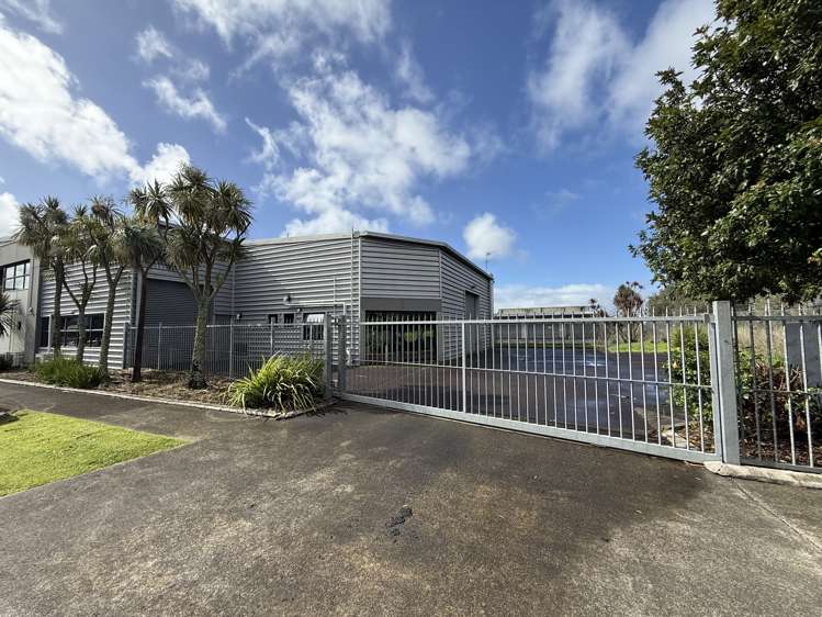 36 Paramount Drive Henderson_3