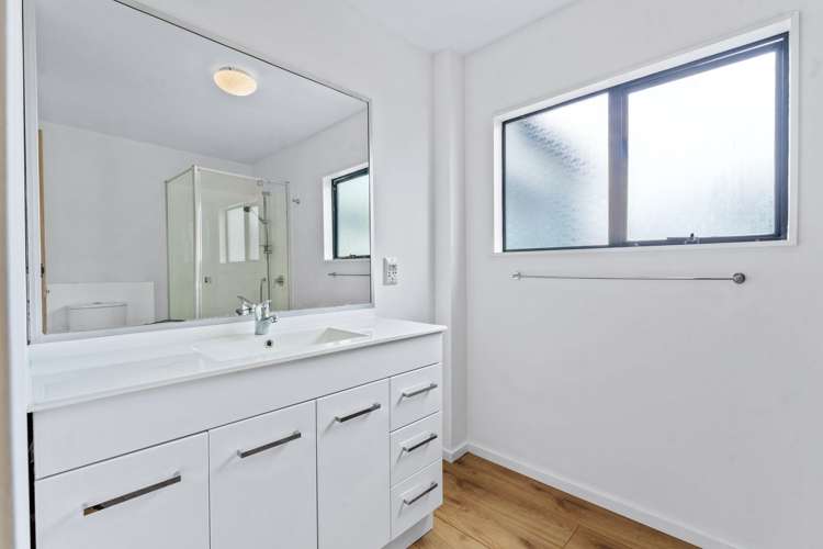 3/14 Wernham Place Northcote_17