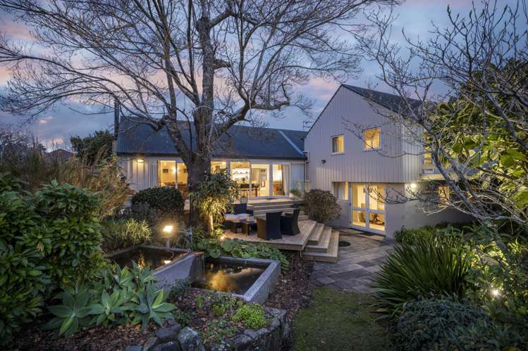 38 Plympton Street_0