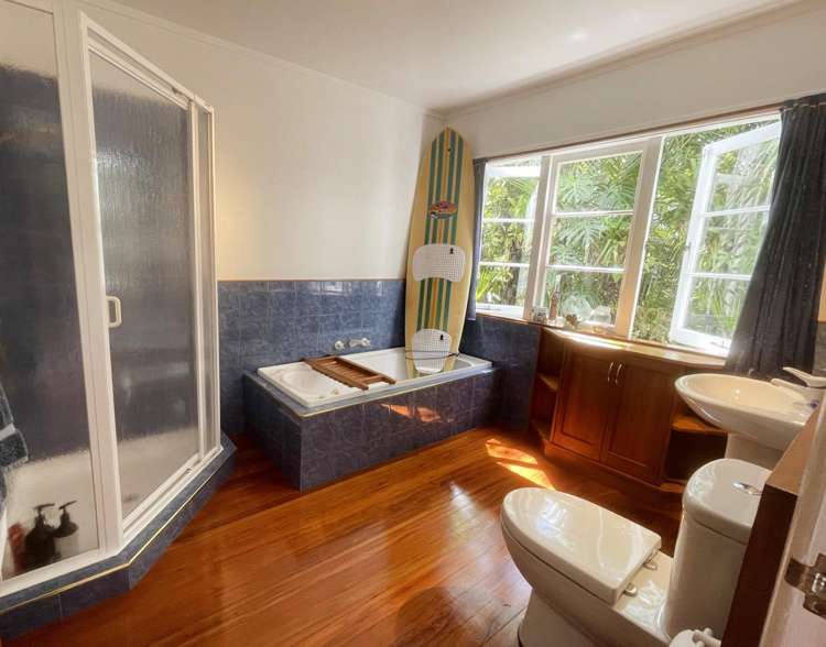 17 Rayner Road Piha_16