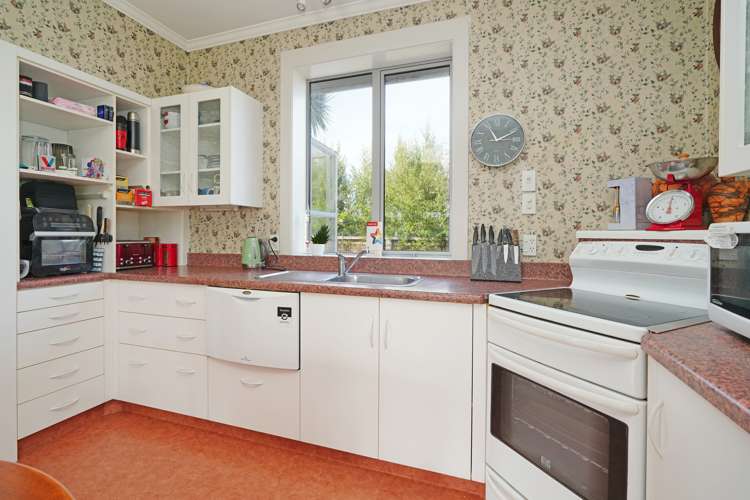 141 Chelmsford Street Windsor_5