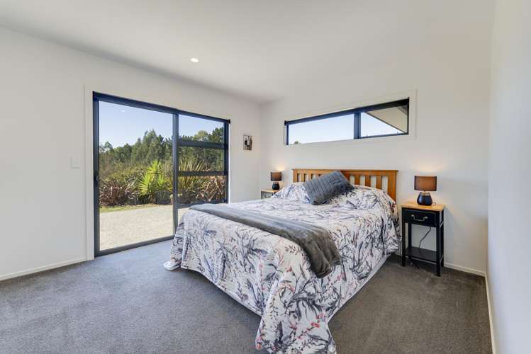 103 Redvale Road Redwood Valley_17