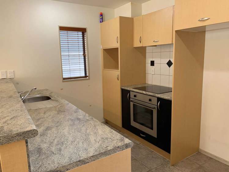 4/8 Soljak Place Mount Albert_5