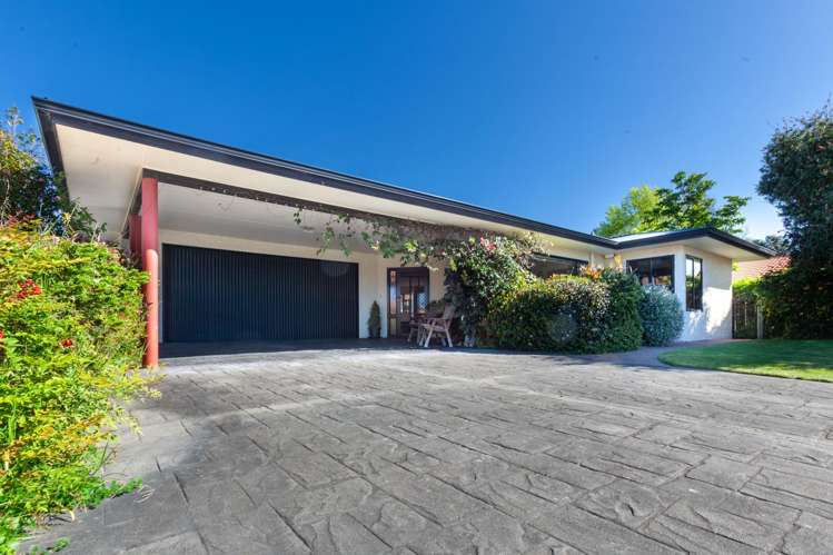 6 Bishops Close Greenmeadows_23