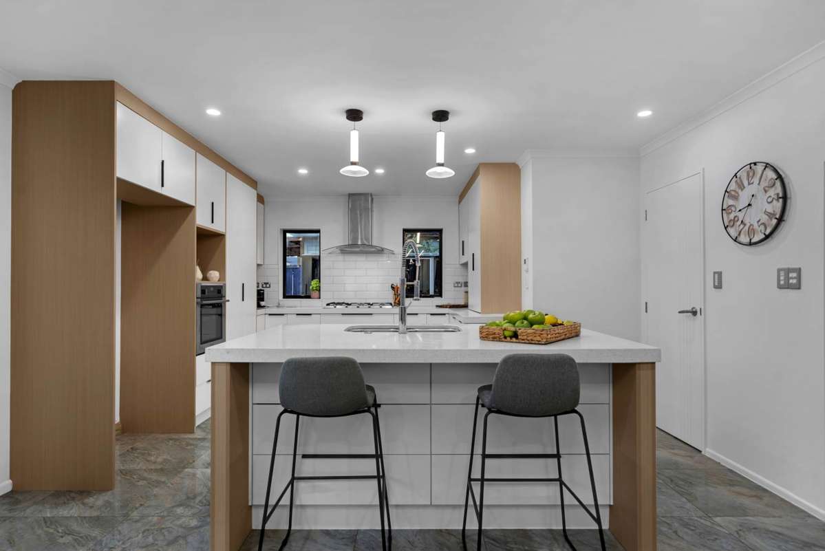 6 Springside Drive_4